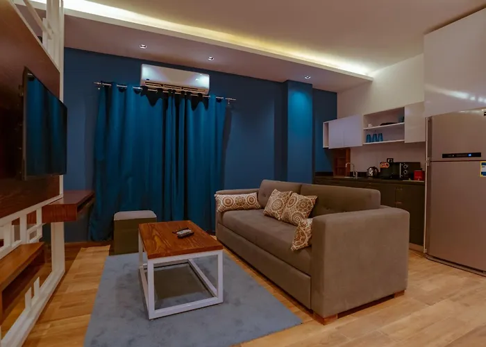 Travelholic New Cairo Residence